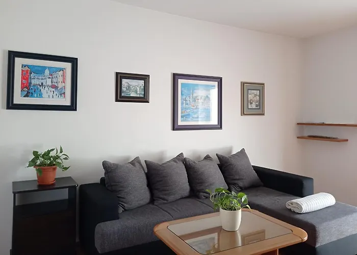 Apartment Adrijana Kastav, Free Wifi & Parking, 2 Bedrooms & Sea View *