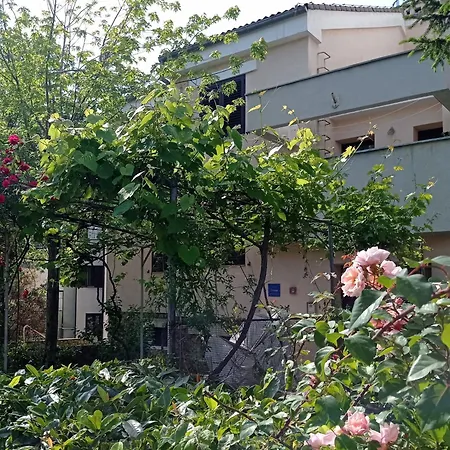 Adrijana Kastav, Free Wifi & Parking, 2 Bedrooms & Sea View Apartment Kastav